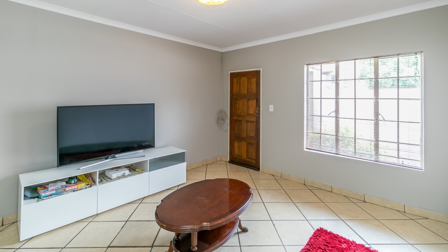 3 Bedroom Property for Sale in Halfway Gardens Gauteng