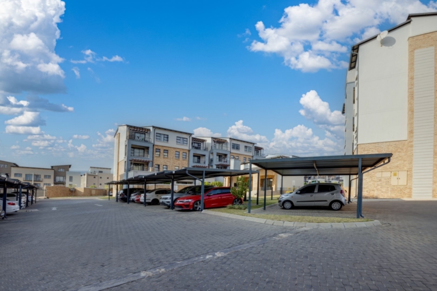 2 Bedroom Property for Sale in Barbeque Downs Gauteng