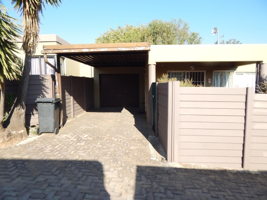 3 Bedroom Property for Sale in Halfway Gardens Gauteng