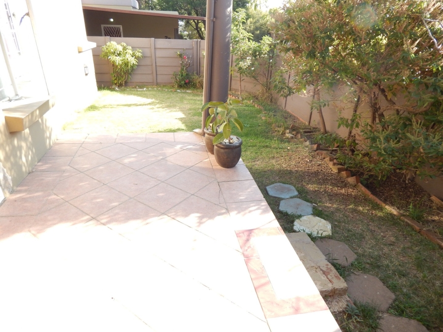 3 Bedroom Property for Sale in Halfway Gardens Gauteng