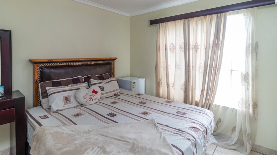 3 Bedroom Property for Sale in Erand Gardens Gauteng