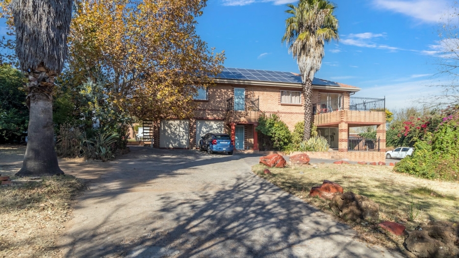 27 Bedroom Property for Sale in Glen Austin Gauteng