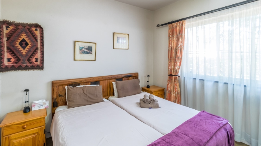 27 Bedroom Property for Sale in Glen Austin Gauteng