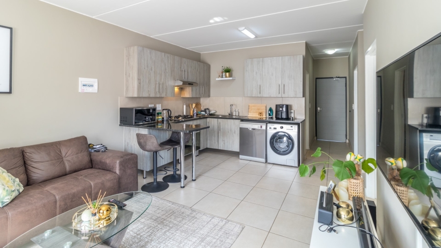 2 Bedroom Property for Sale in Glen Austin Gauteng