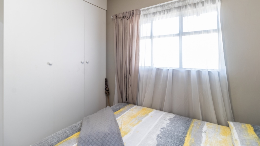 2 Bedroom Property for Sale in Glen Austin Gauteng