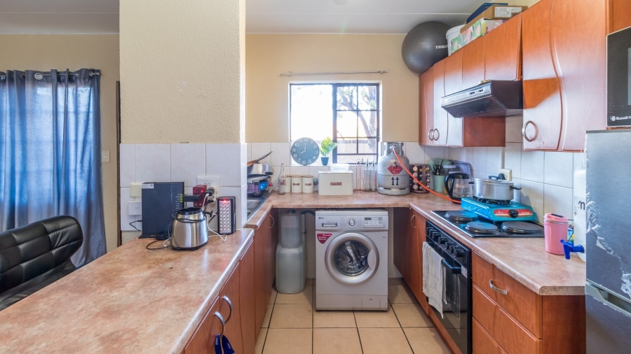 2 Bedroom Property for Sale in Halfway Gardens Gauteng