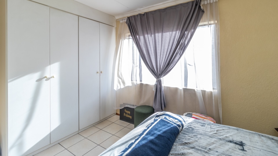 2 Bedroom Property for Sale in Halfway Gardens Gauteng