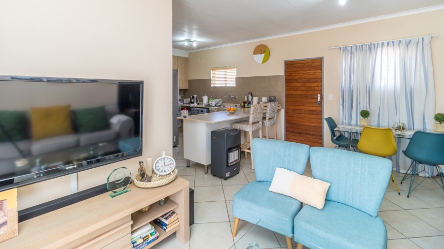 2 Bedroom Property for Sale in Noordwyk Gauteng