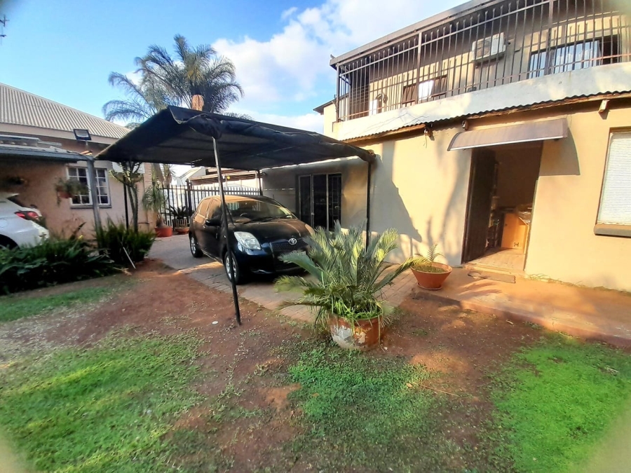 3 Bedroom Property for Sale in Gezina Gauteng