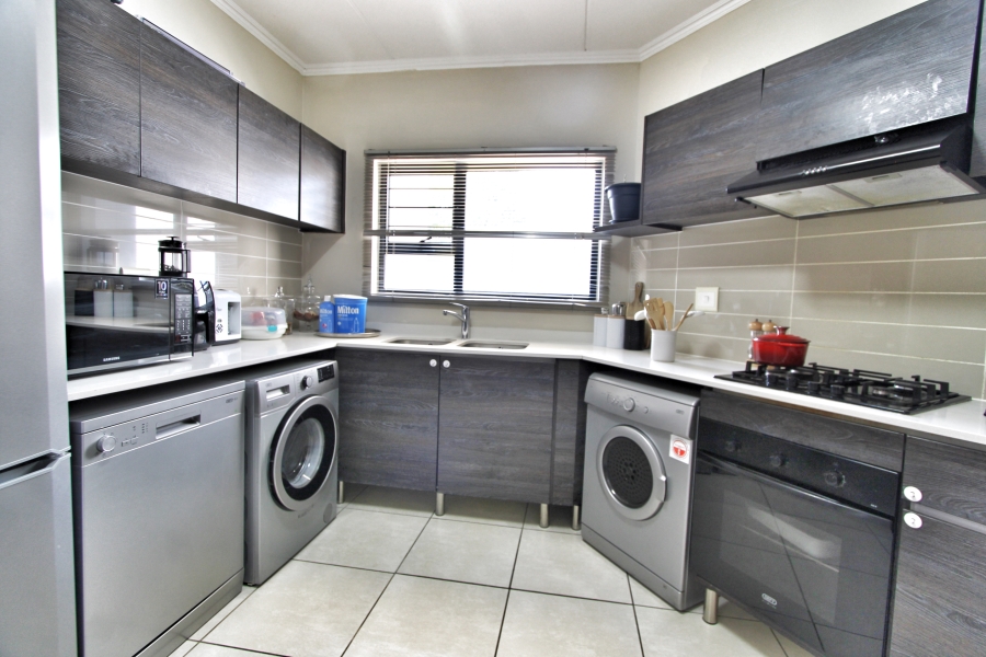 3 Bedroom Property for Sale in Modderfontein Gauteng