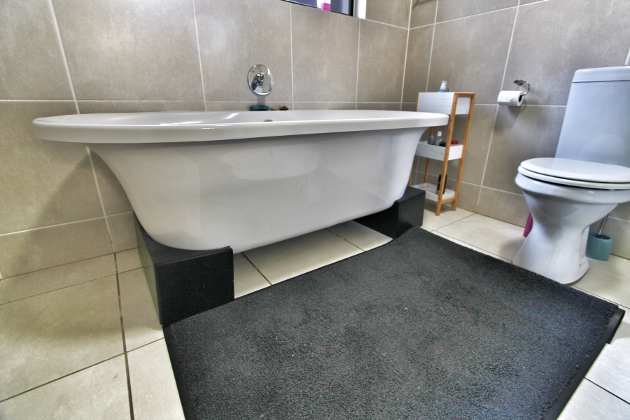 3 Bedroom Property for Sale in Modderfontein Gauteng