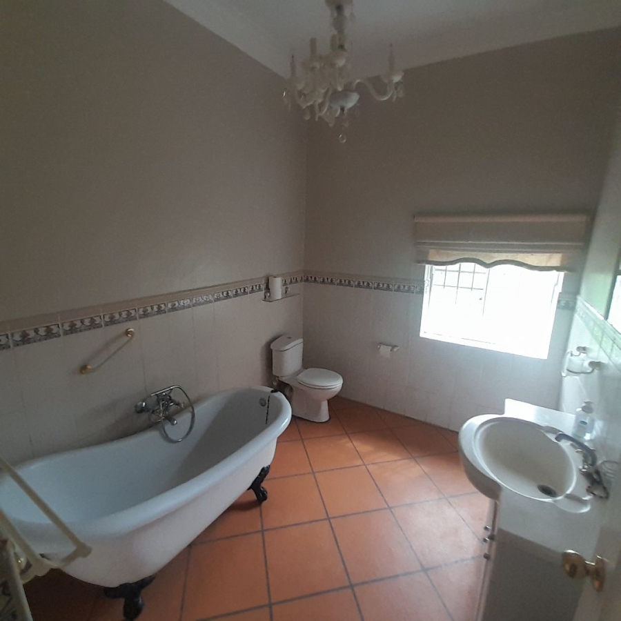 To Let 2 Bedroom Property for Rent in Hekpoort Gauteng