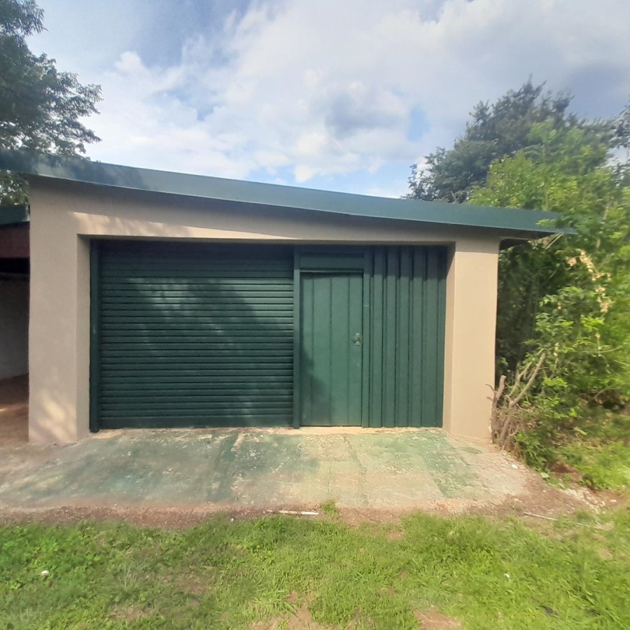 To Let 2 Bedroom Property for Rent in Hekpoort Gauteng