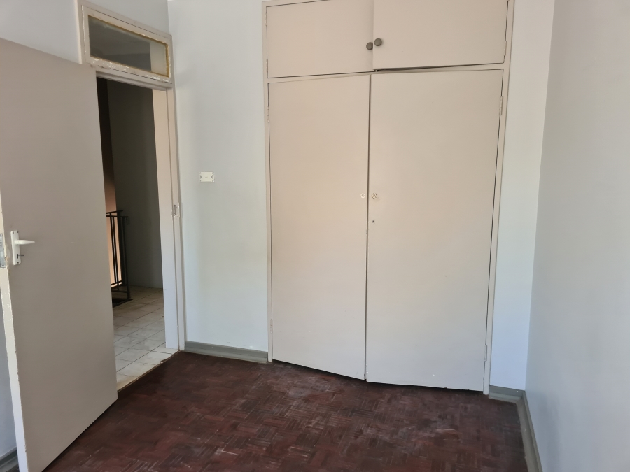 To Let 2 Bedroom Property for Rent in Windsor East Gauteng