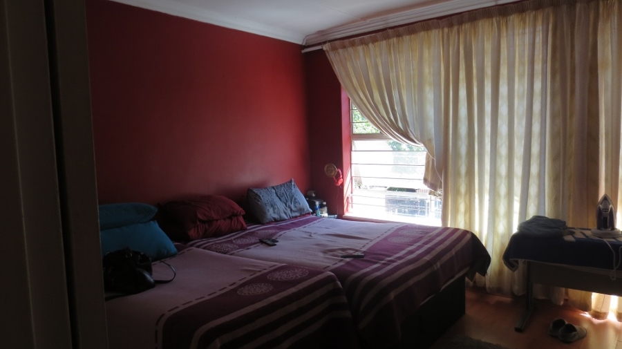 2 Bedroom Property for Sale in Windsor East Gauteng