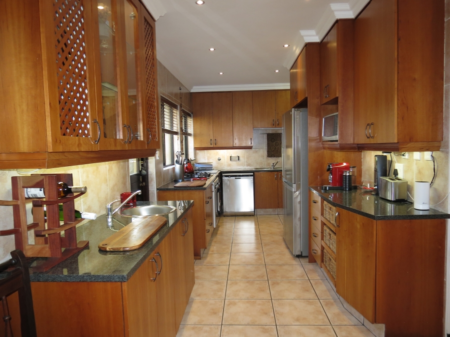 3 Bedroom Property for Sale in Greenstone Hill Gauteng