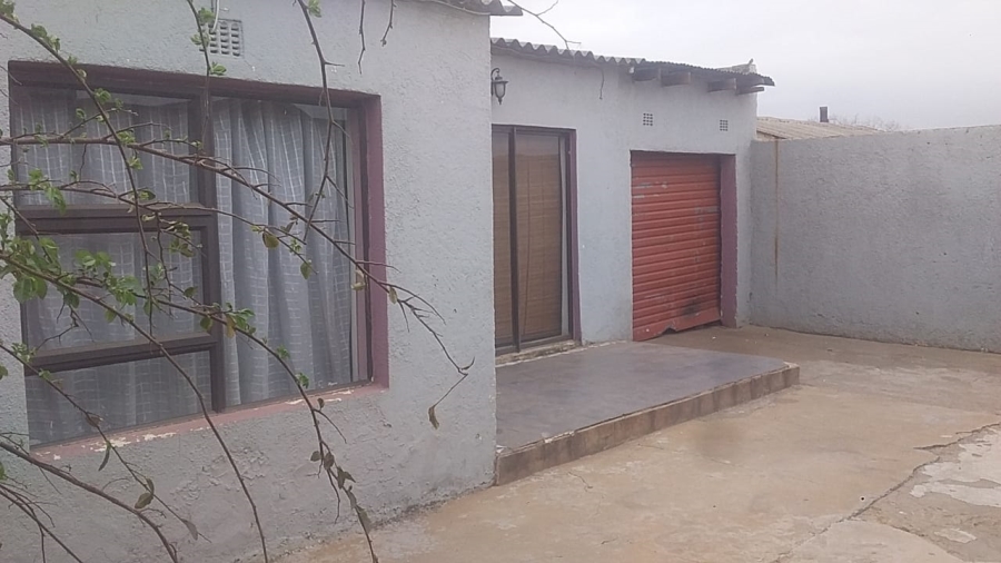 2 Bedroom Property for Sale in Mofolo South Gauteng