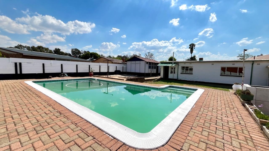 3 Bedroom Property for Sale in Brenthurst Gauteng