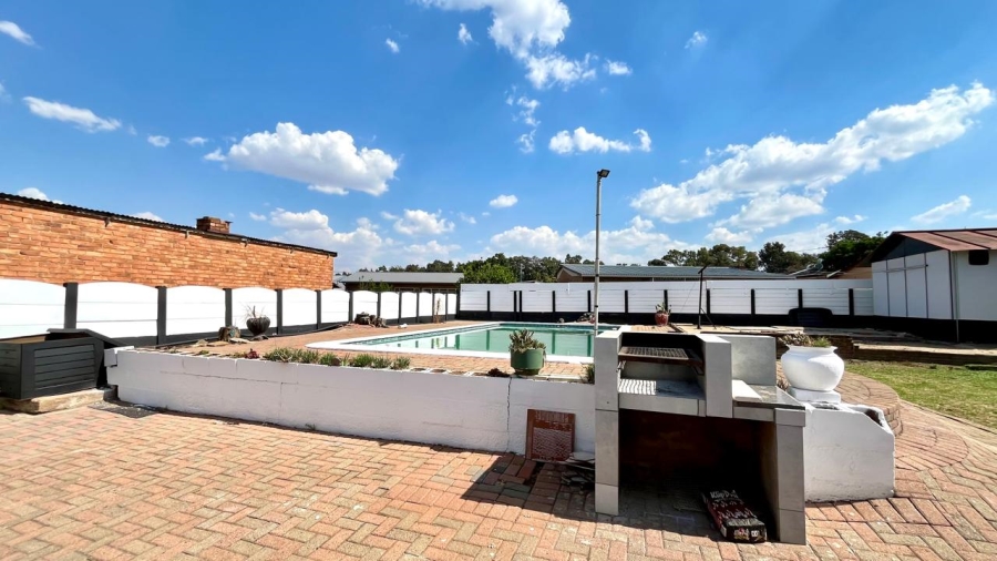 3 Bedroom Property for Sale in Brenthurst Gauteng