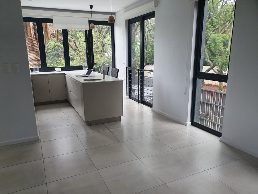 To Let 2 Bedroom Property for Rent in Rosebank Gauteng