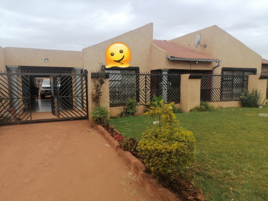 3 Bedroom Property for Sale in Soshanguve L Gauteng