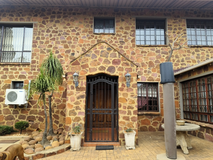 5 Bedroom Property for Sale in Onspoed AH Gauteng