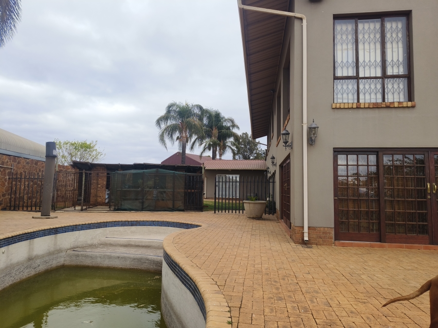 5 Bedroom Property for Sale in Onspoed AH Gauteng