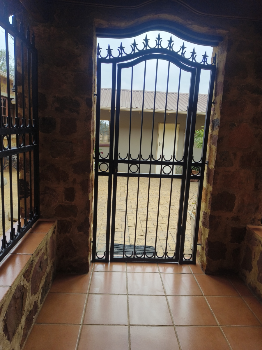 5 Bedroom Property for Sale in Onspoed AH Gauteng