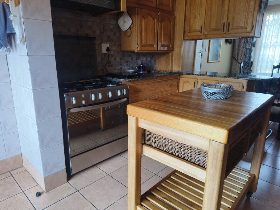 5 Bedroom Property for Sale in Onspoed AH Gauteng