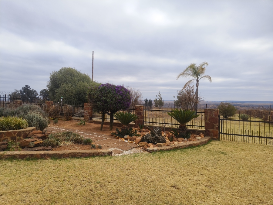 5 Bedroom Property for Sale in Onspoed AH Gauteng