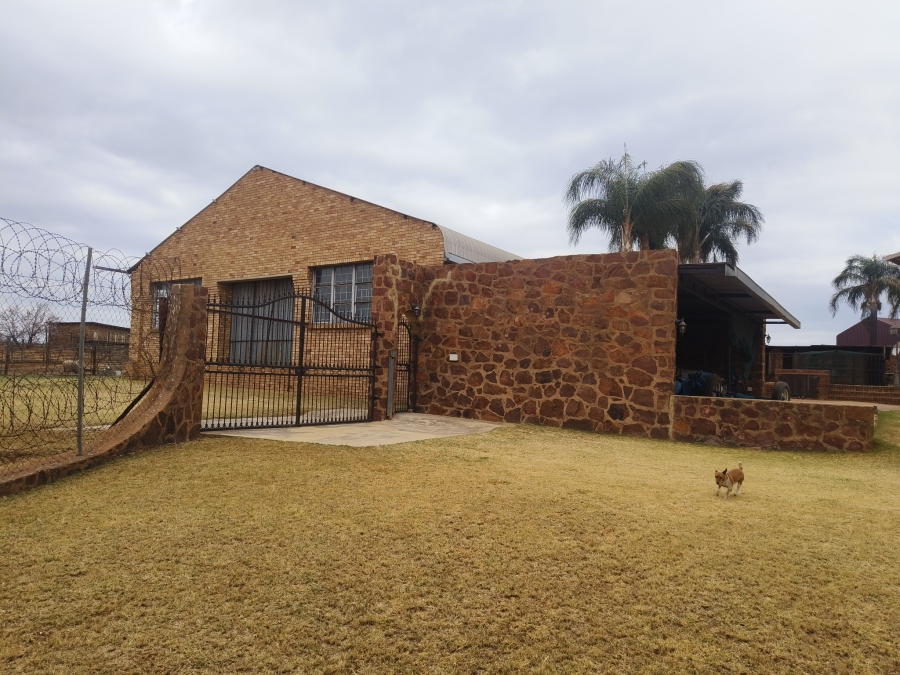 5 Bedroom Property for Sale in Onspoed AH Gauteng