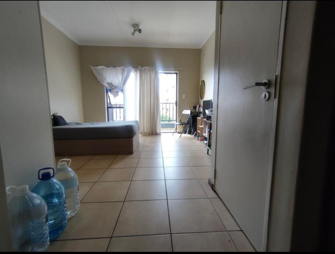 1 Bedroom Property for Sale in Hillcrest Gauteng