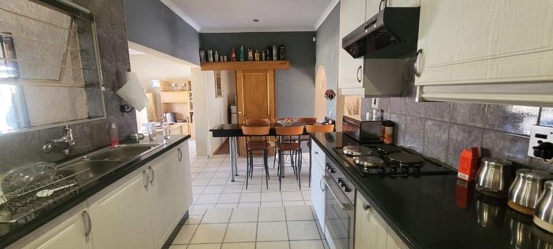 3 Bedroom Property for Sale in Verwoerdpark Gauteng