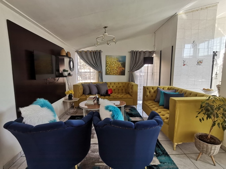 3 Bedroom Property for Sale in Oakdene Gauteng