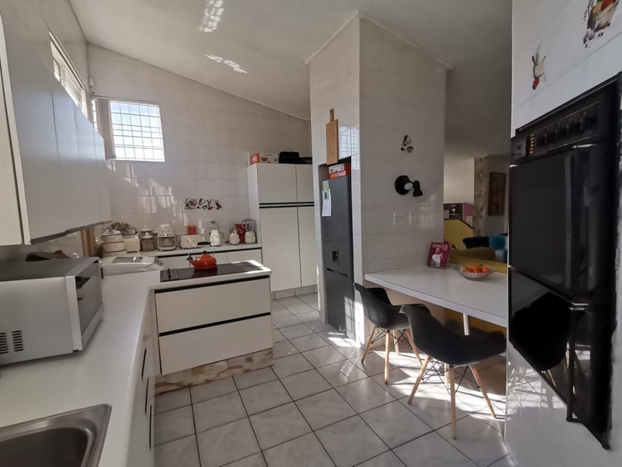 3 Bedroom Property for Sale in Oakdene Gauteng