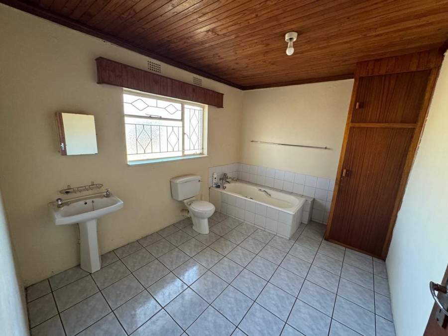 4 Bedroom Property for Sale in Brakpan Central Gauteng