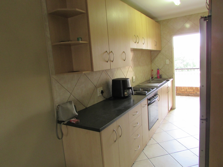 2 Bedroom Property for Sale in Greenhills Gauteng