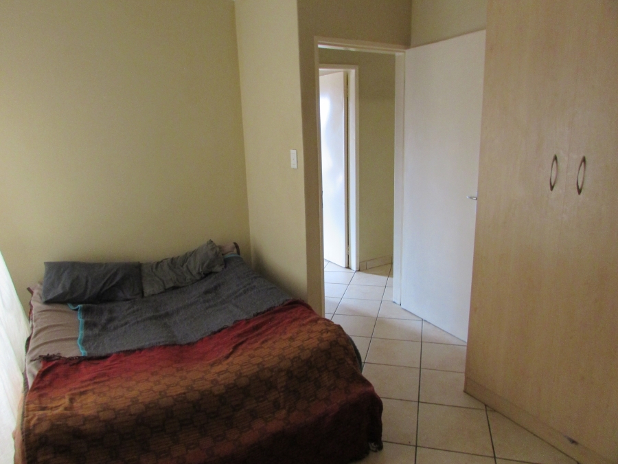 2 Bedroom Property for Sale in Greenhills Gauteng