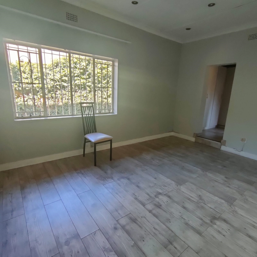 To Let 3 Bedroom Property for Rent in Emmarentia Gauteng