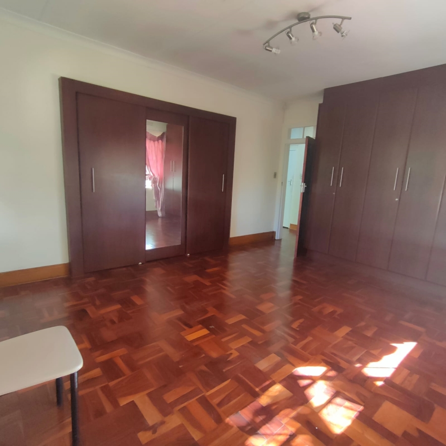 To Let 3 Bedroom Property for Rent in Emmarentia Gauteng