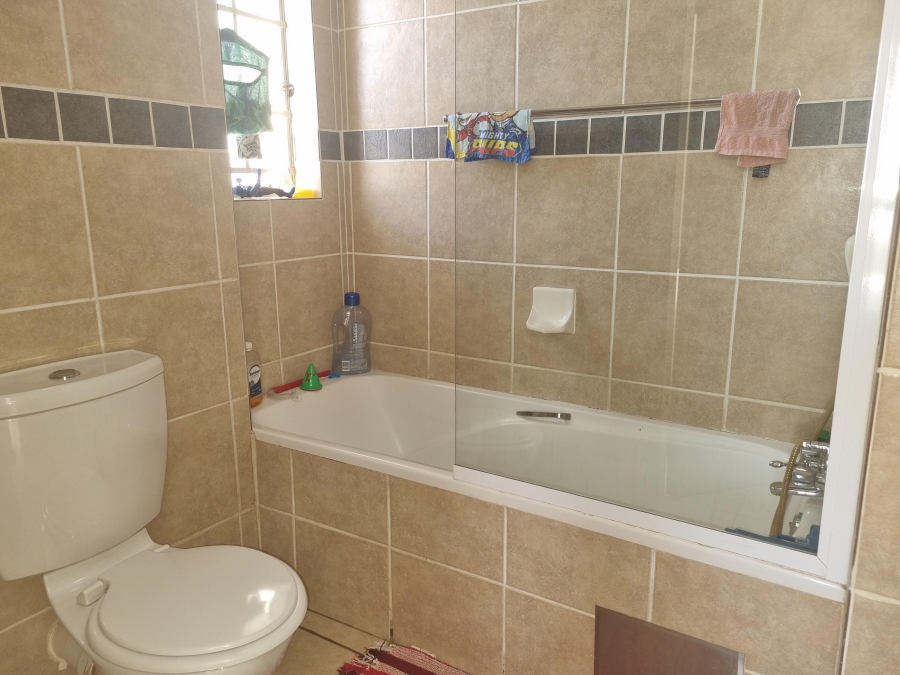 2 Bedroom Property for Sale in Hazeldean Gauteng