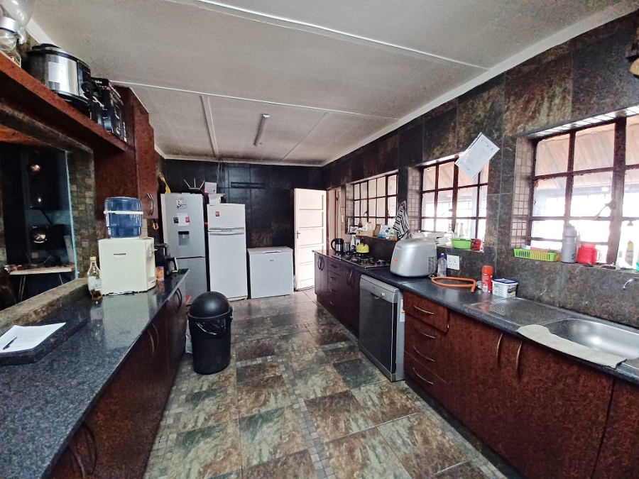 4 Bedroom Property for Sale in Vanderbijlpark CE 2 Gauteng