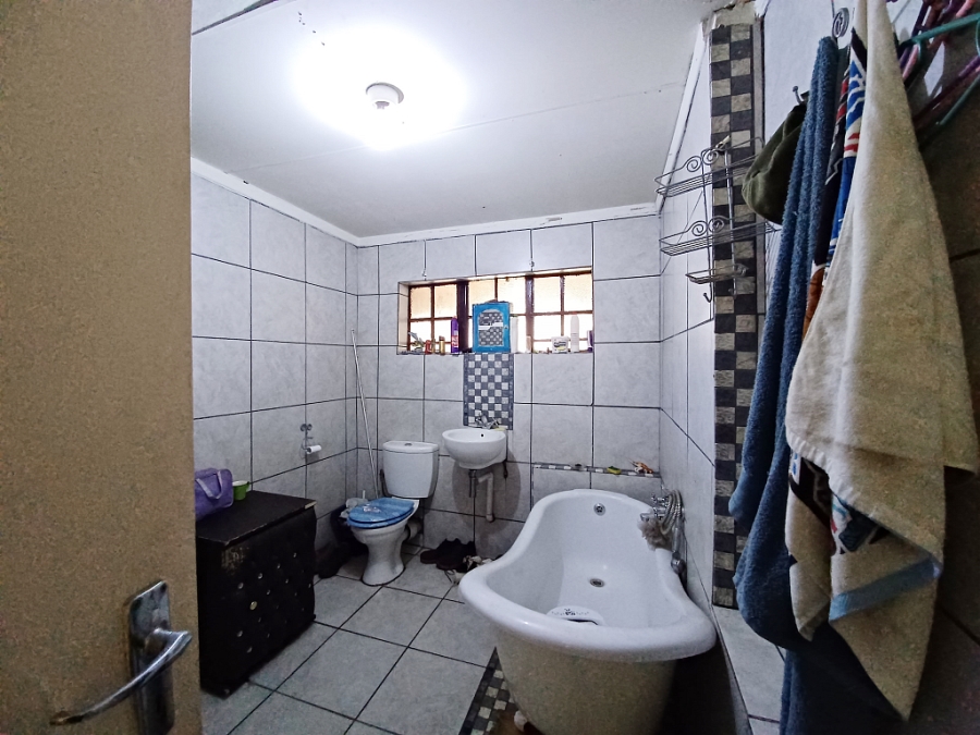 4 Bedroom Property for Sale in Vanderbijlpark CE 2 Gauteng