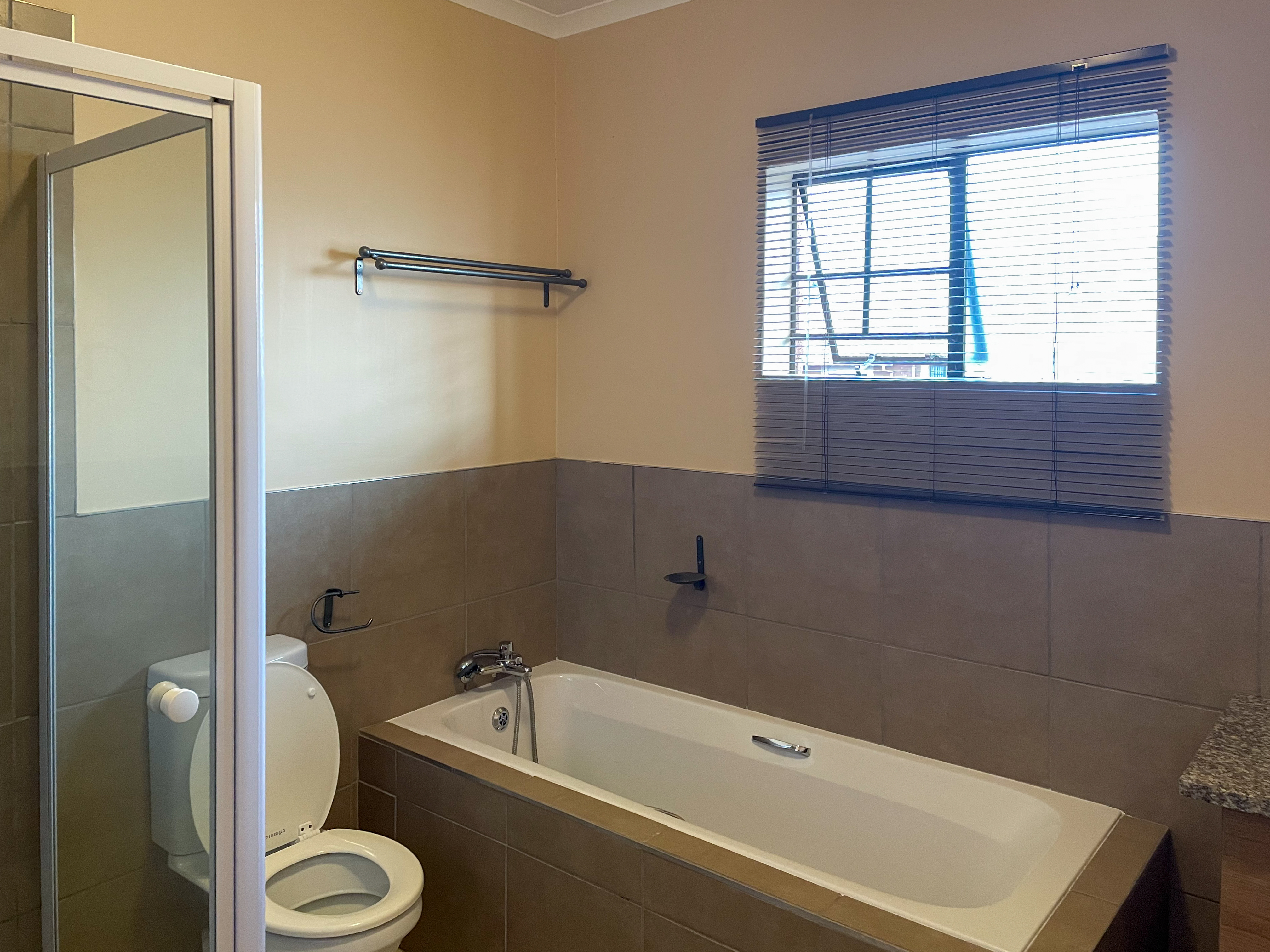 3 Bedroom Property for Sale in Noordwyk Gauteng