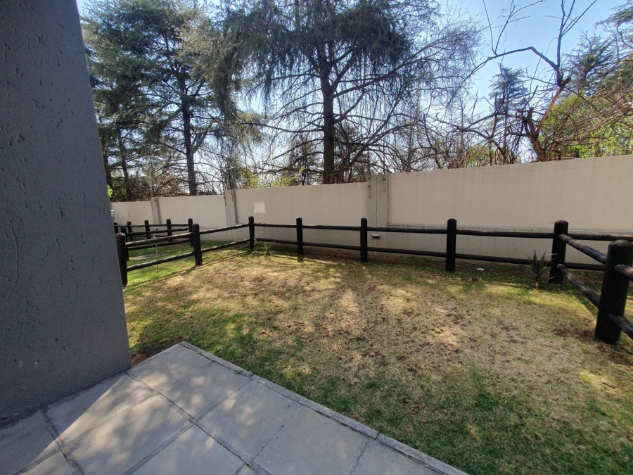 2 Bedroom Property for Sale in Sunninghill Gauteng