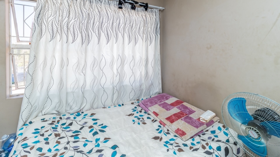 2 Bedroom Property for Sale in Vorna Valley Gauteng