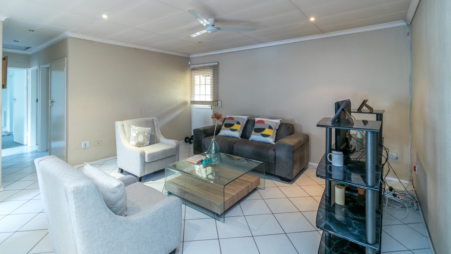 3 Bedroom Property for Sale in Halfway Gardens Gauteng