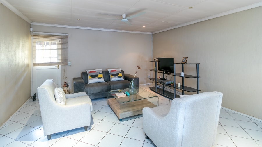 3 Bedroom Property for Sale in Halfway Gardens Gauteng