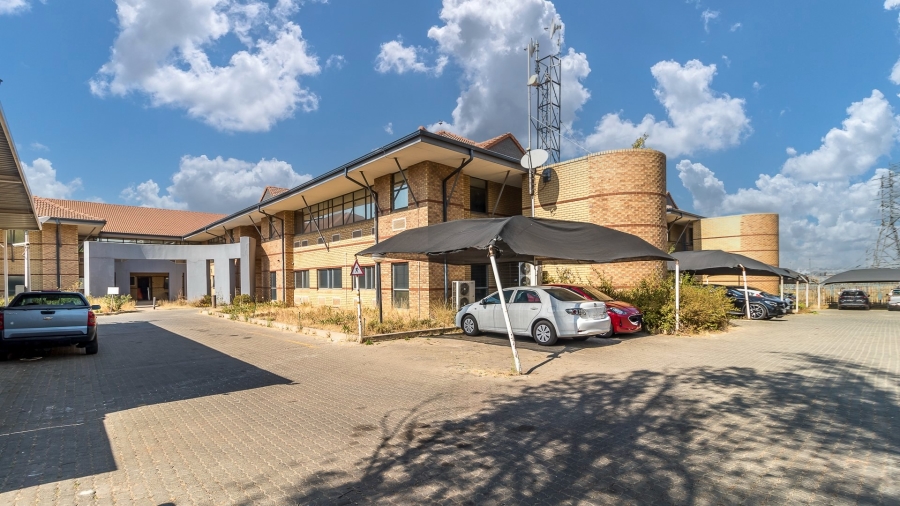 Commercial Property for Sale in Vorna Valley Gauteng