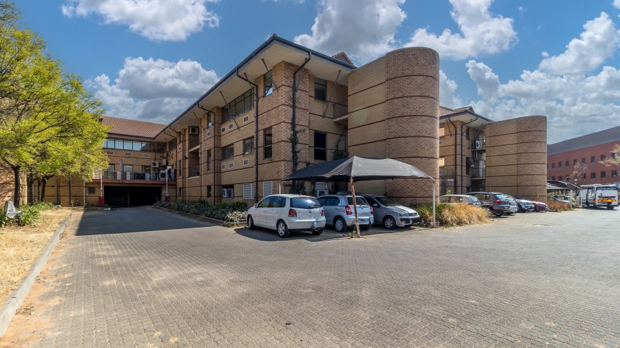 Commercial Property for Sale in Vorna Valley Gauteng